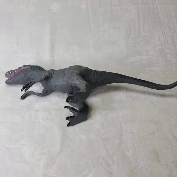 2014 20" Velociraptor 2234C Toys R US soft Rubber Jurassic Dinosaur - Picture 10 of 13